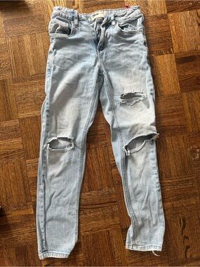 Garage Size 0 Light Wash Women's Ripped Skinny Jeans